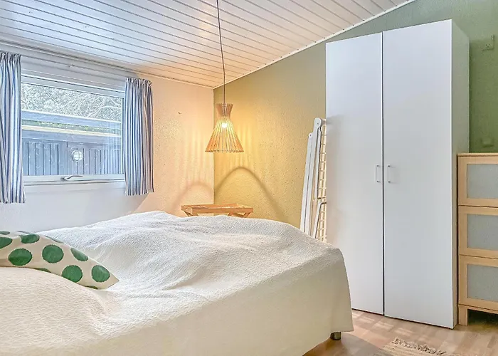 3 Bedroom Amazing In Ferienhaus